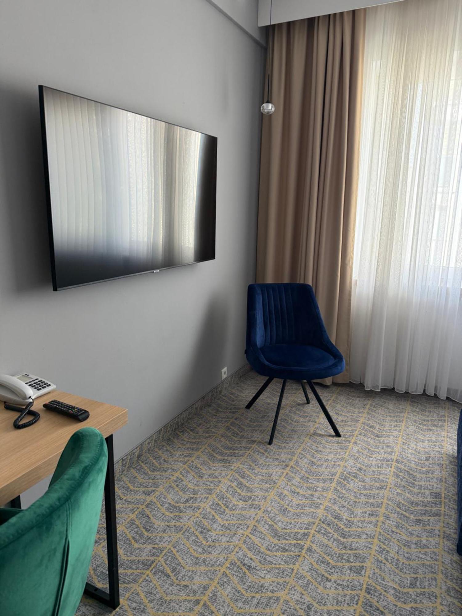זיילונה גאורה Grape Town Hotel - Park79 מראה חיצוני תמונה